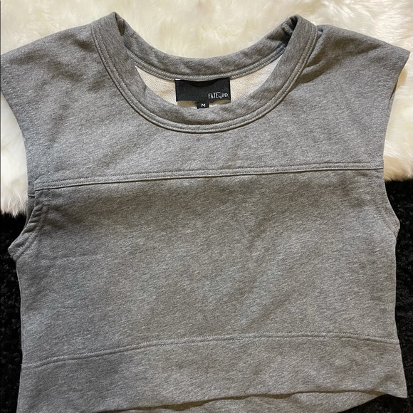 FATE by LFD Crew Neck Crop Jersey Medium - Picture 6 of 7